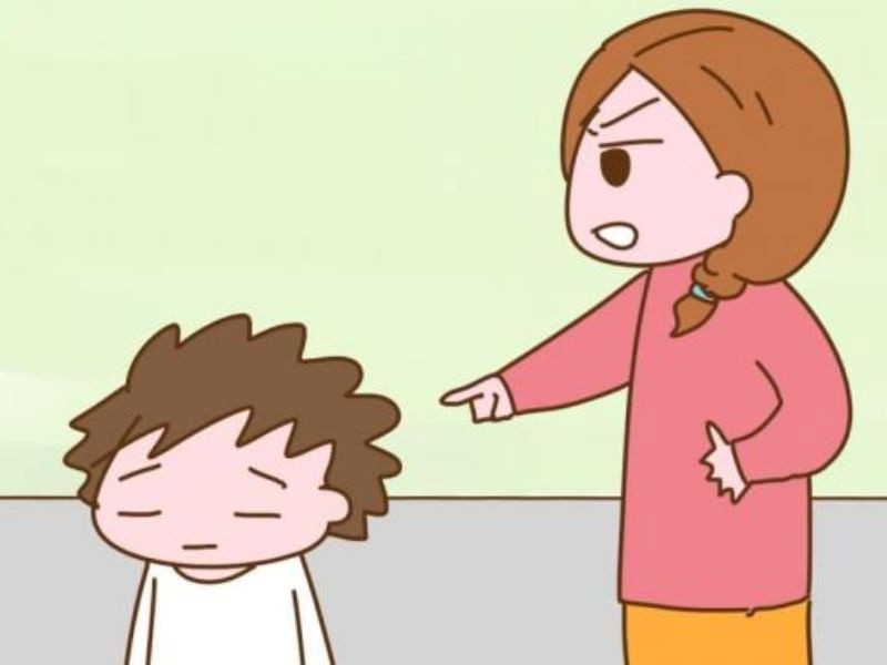 Cha mẹ cứng rắn chỉ làm con nghe lời trong sợ hãi