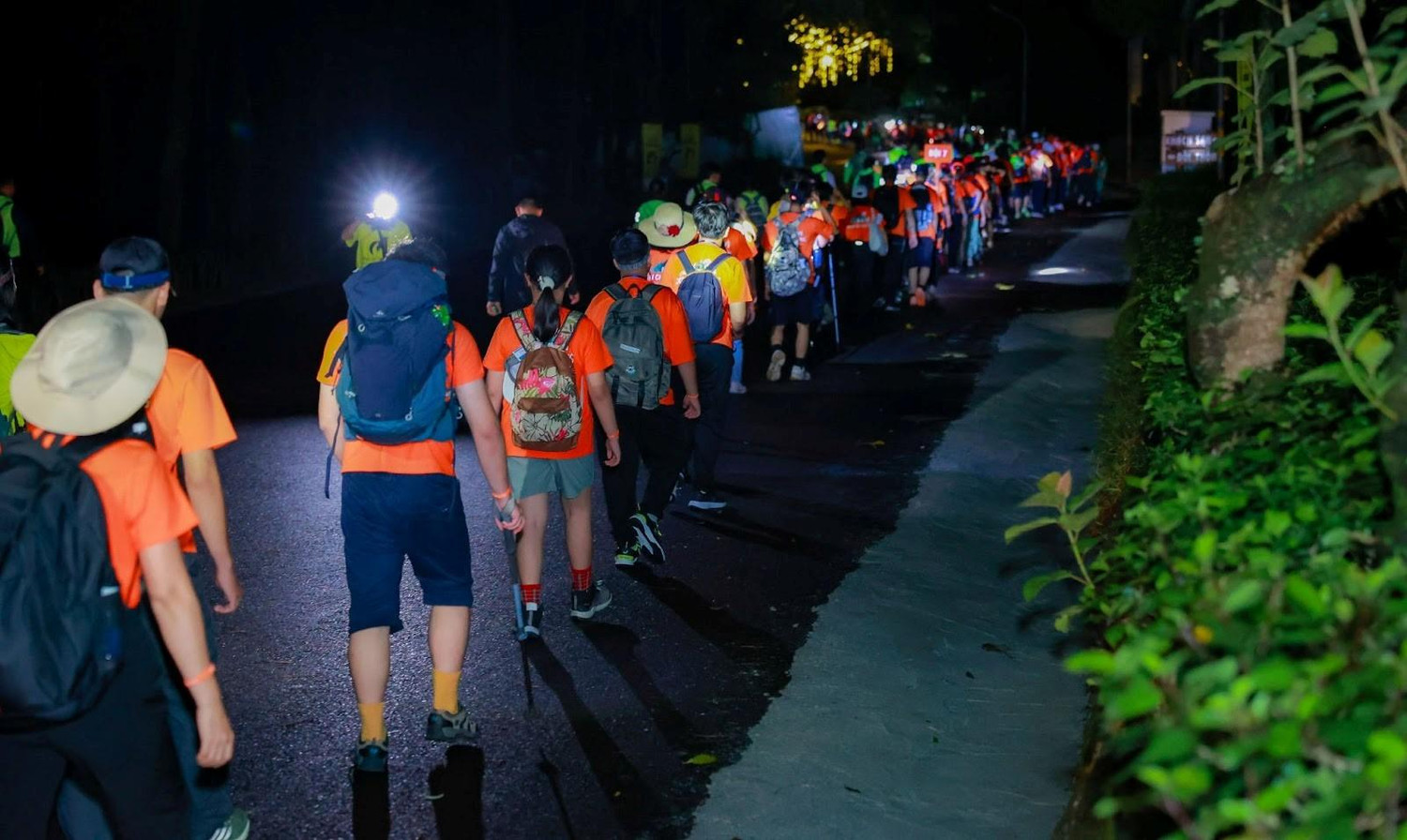 Hành trình leo núi đêm sẽ giúp các con vượt qua giới hạn, đánh thức sức mạnh nội tại