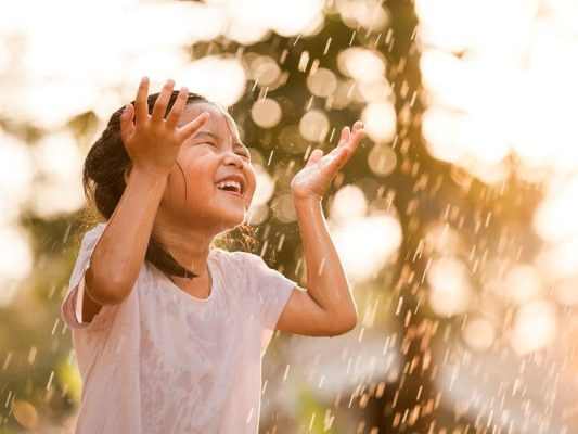 Hạnh phúc đích thực đến từ cảm giác con được là chính mình