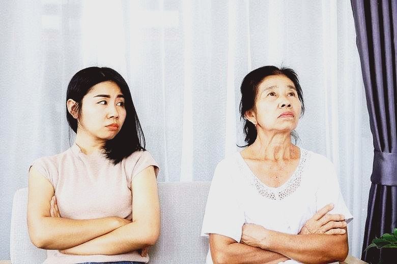 Vô thức ta đã sớm mang định kiến tiêu cực về mối quan hệ mẹ chồng nàng dâu