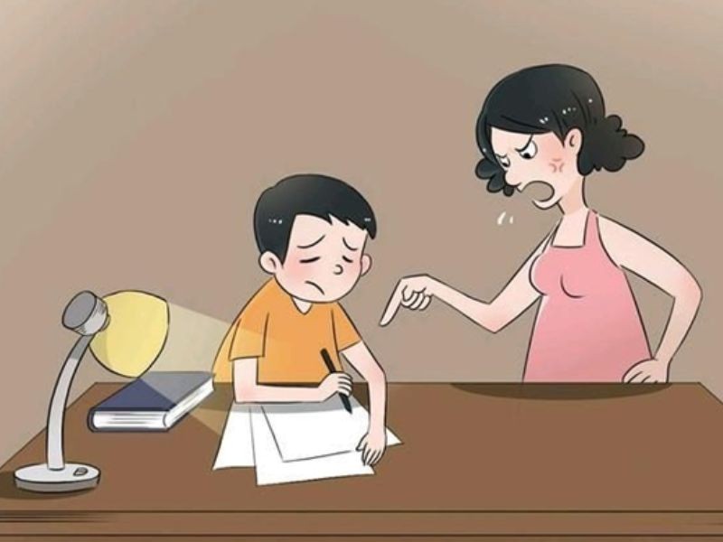 Cha mẹ thường tức giận và quát mắng khi con cãi lời