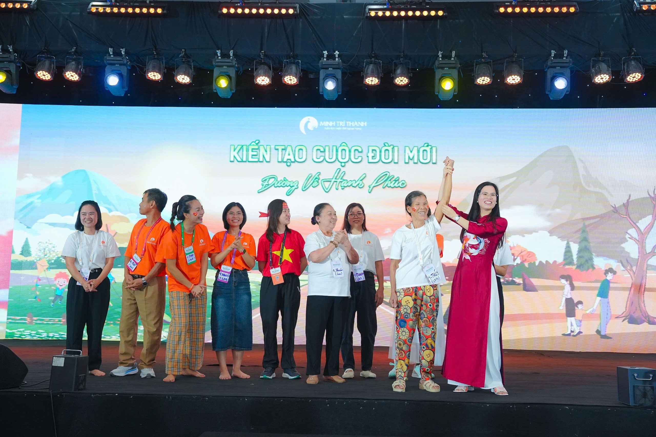 Muốn con thay đổi, trước hết bố mẹ cần thay đổi