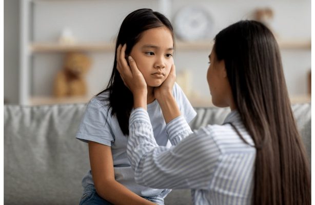 Nhiều cha mẹ và con đang mất kết nối, khó chia sẻ