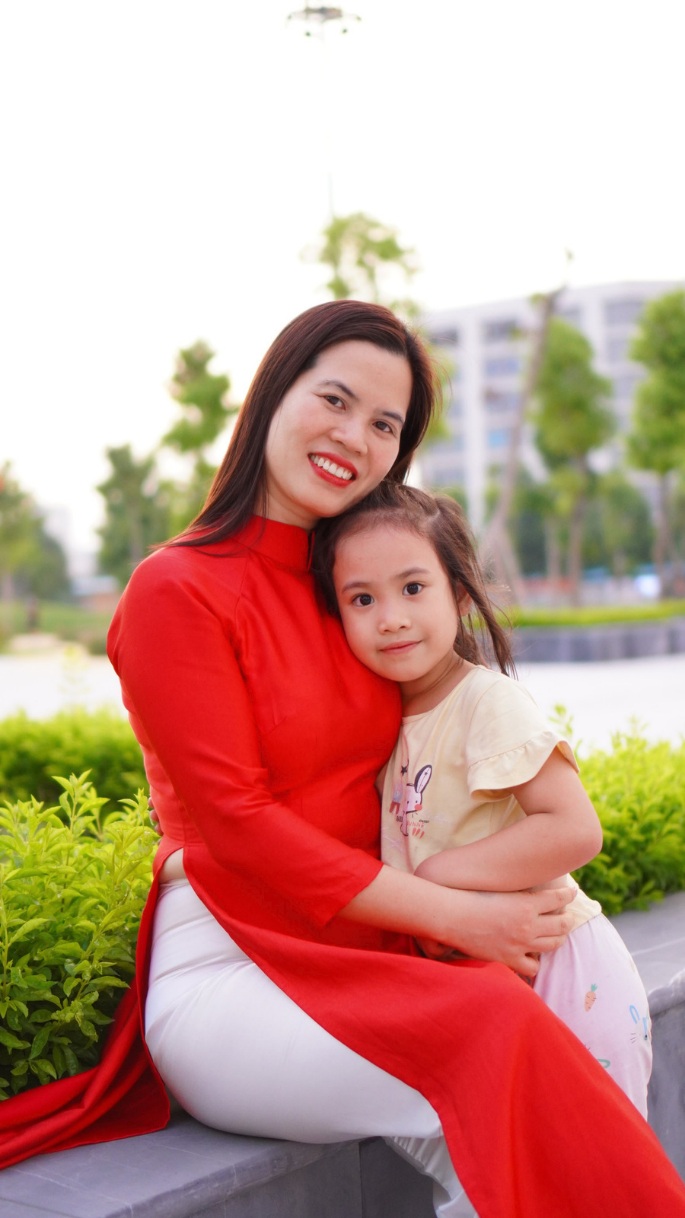 Cô Lanh nhận thấy, các em đều bị mắc kẹt, tổn thương trong quá khứ nên luôn có suy nghĩ và cảm xúc tiêu cực, không tin vào chính mình