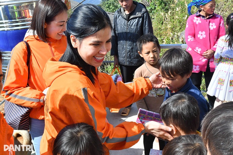 Minh Trí Thành tài trợ điểm trường tại Cao Bằng