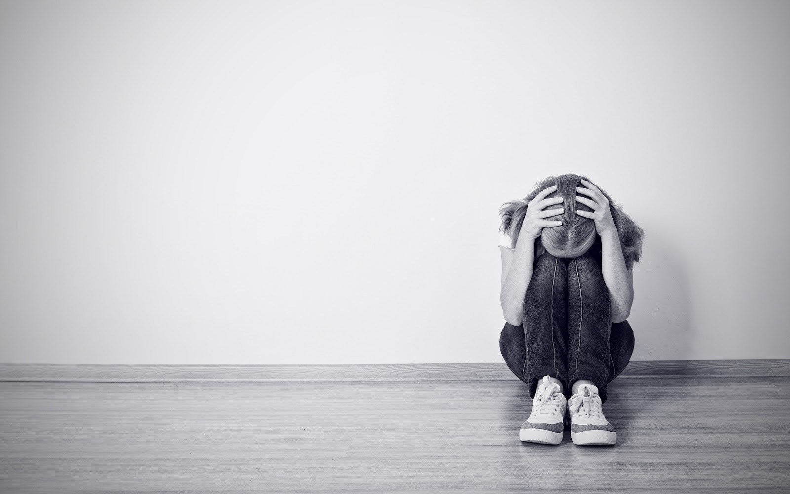 Dằn vặt bản thân bằng lời tiêu cực tác động xấu tới tinh thần con người