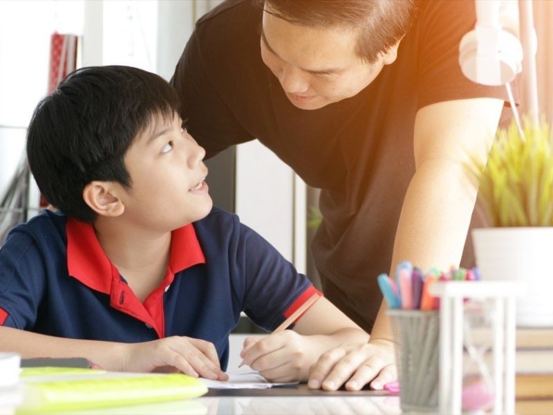 Những cuộc trò chuyện chất lượng, sẽ gắn kết cha mẹ và con cái nhiều hơn