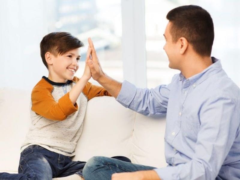 Kỷ luật tích cực là yêu thương nhưng có ranh giời rõ ràng