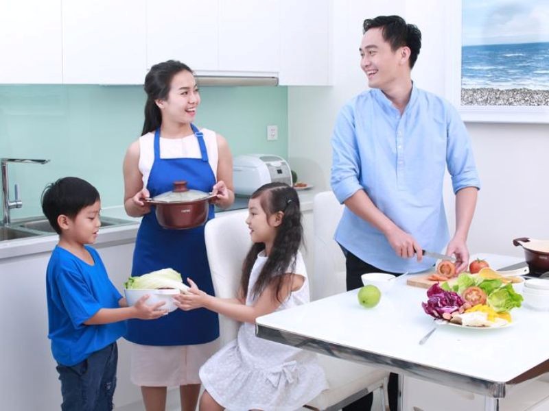 Người vợ bình an, tích cực cũng giúp gia đình kết nối và hạnh phúc