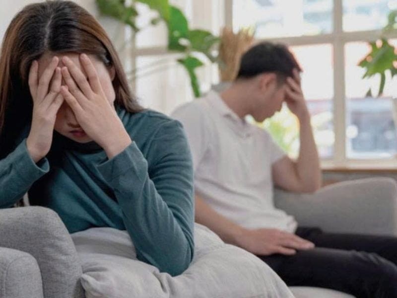 Vợ chồng ngày càng xa cách