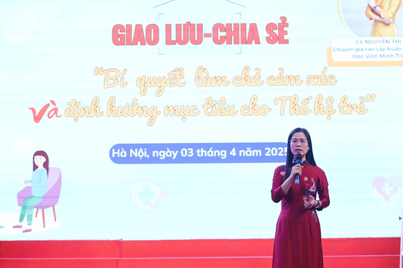 Diễn giả Nguyễn Thị Lanh - Chuyên gia Huấn luyện Tâm trí - Học viện Minh Trí Thành chia sẻ chủ đề: Bí quyết làm chủ cảm xúc và định hướng mục tiêu cho thế hệ trẻ!
