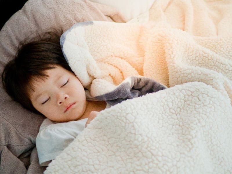 Cách dạy trẻ 4 tuổi bướng bỉnh