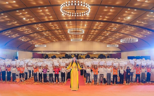 Cha mẹ học cách yêu chính mình