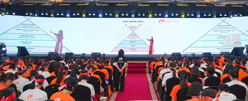 Cha mẹ trưởng thành cùng con