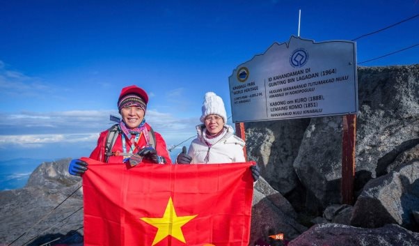 Chinh phục đỉnh núi cao nhất Đông Nam Á