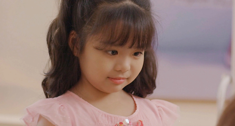 Điều cha mẹ tuyệt đối không làm khi phát hiện trẻ có bí mật