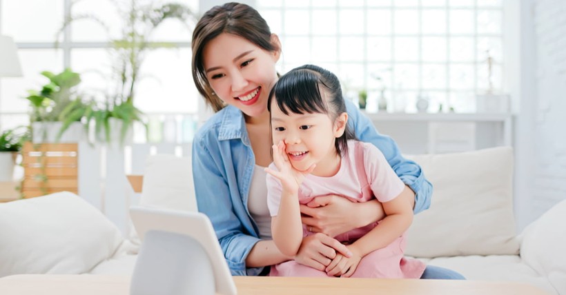 Điều cha mẹ tuyệt đối không làm khi phát hiện trẻ có bí mật