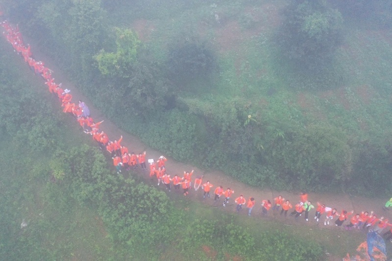 Gần 600 người leo Fansipan để bứt phá bản thân