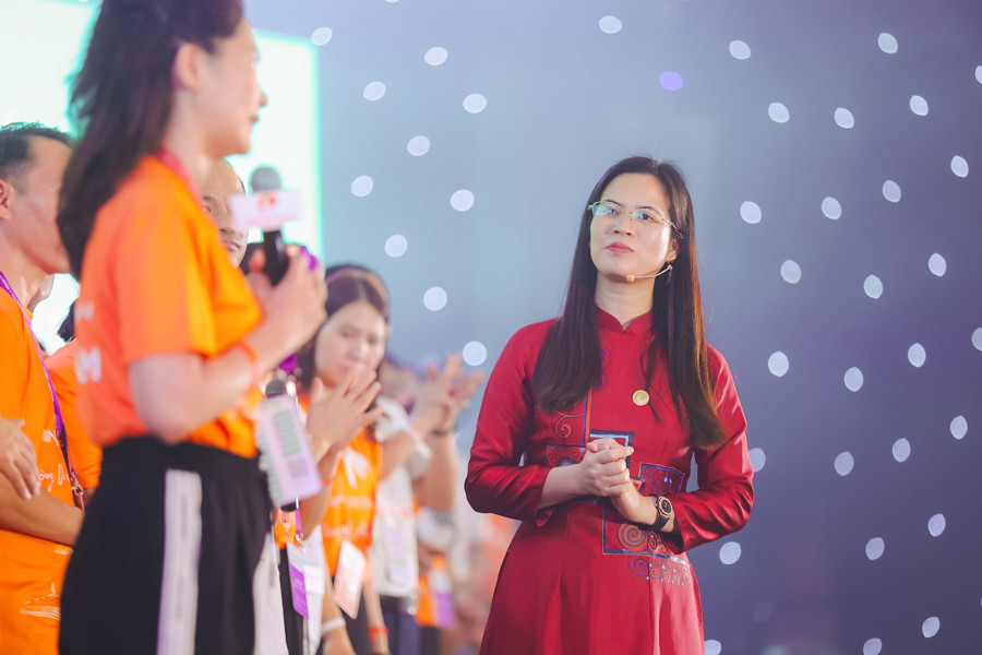 Hành trình cai nghiện game cho con gái