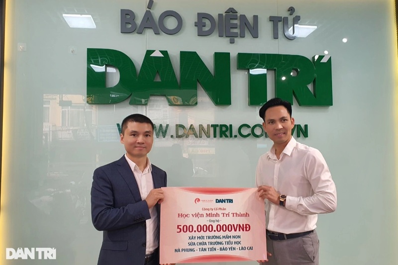 Học viện Minh Trí Thành ủng hộ 500 triệu đồng