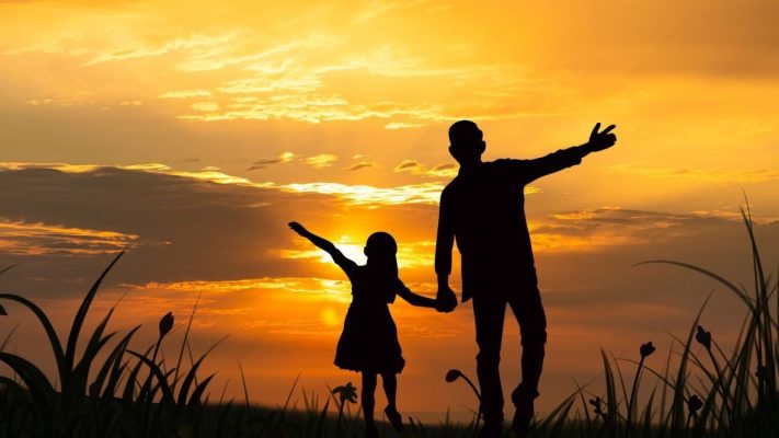 Con cái không phải là nơi để cha mẹ nương tựa cảm xúc