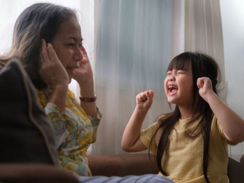 Cách dạy trẻ 8 tuổi bướng bỉnh