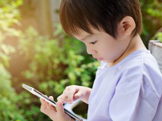 Nghiện điện thoại là gì