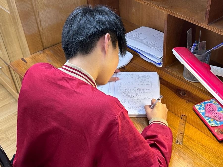 Kỳ thi tuyển sinh lớp 10 THPT