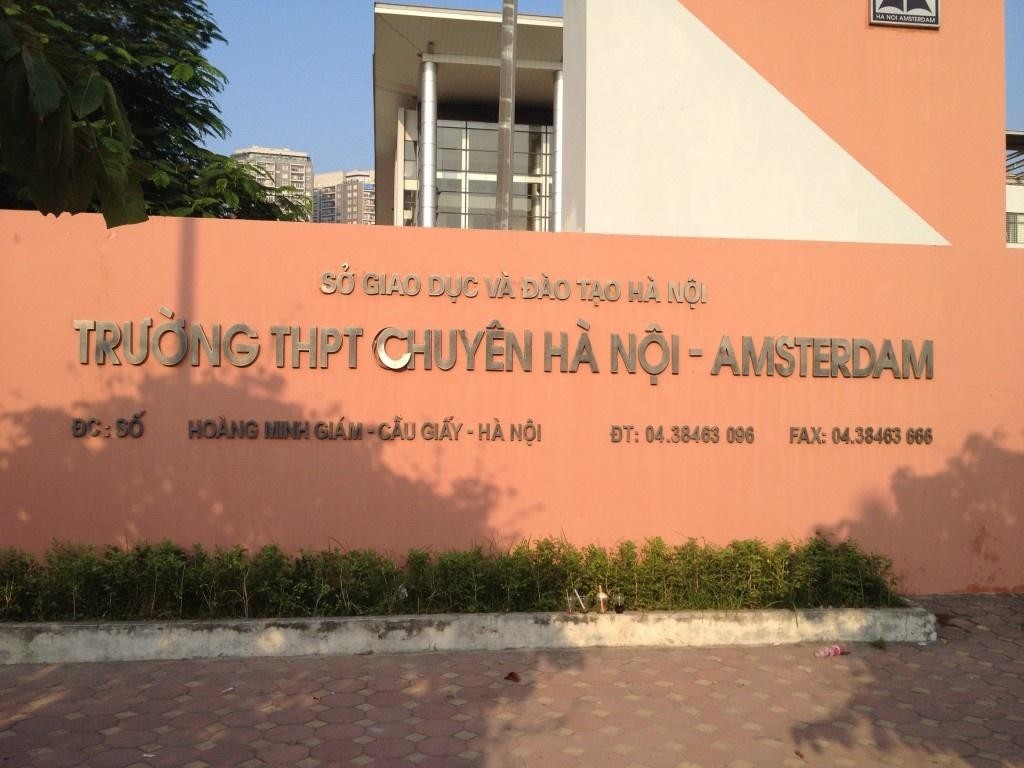 Kỳ thi tuyển sinh lớp 10 THPT