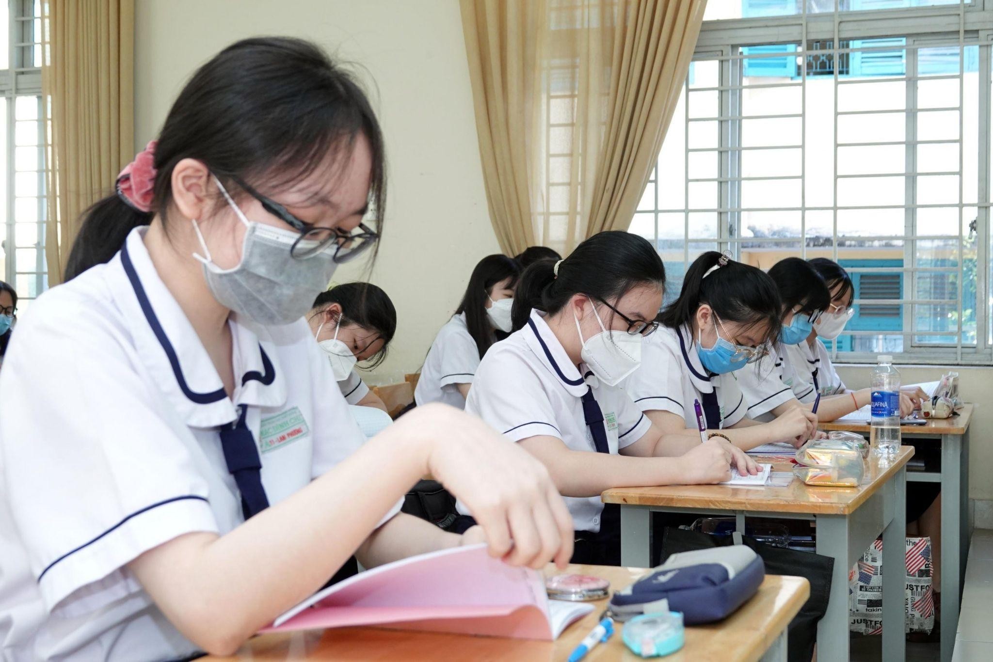 Kỳ thi tuyển sinh lớp 10 THPT