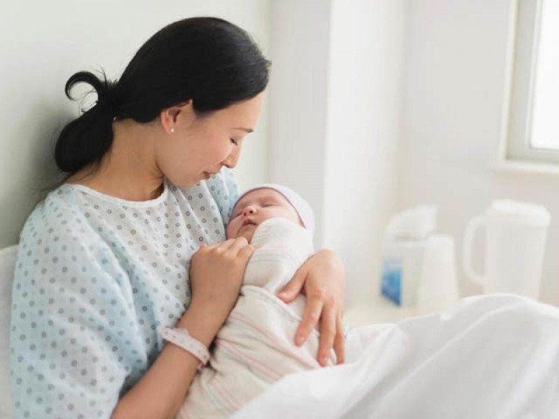 Phụ nữ tỉnh thức