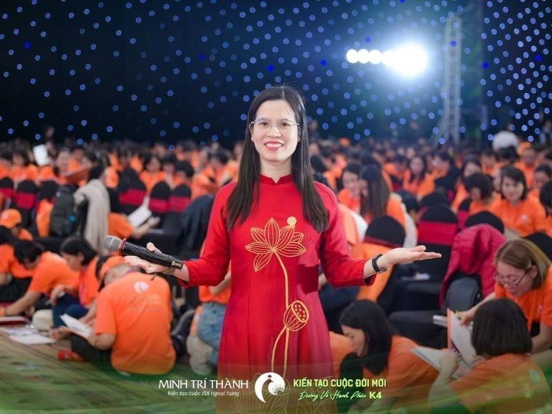 Trưởng thành cùng con