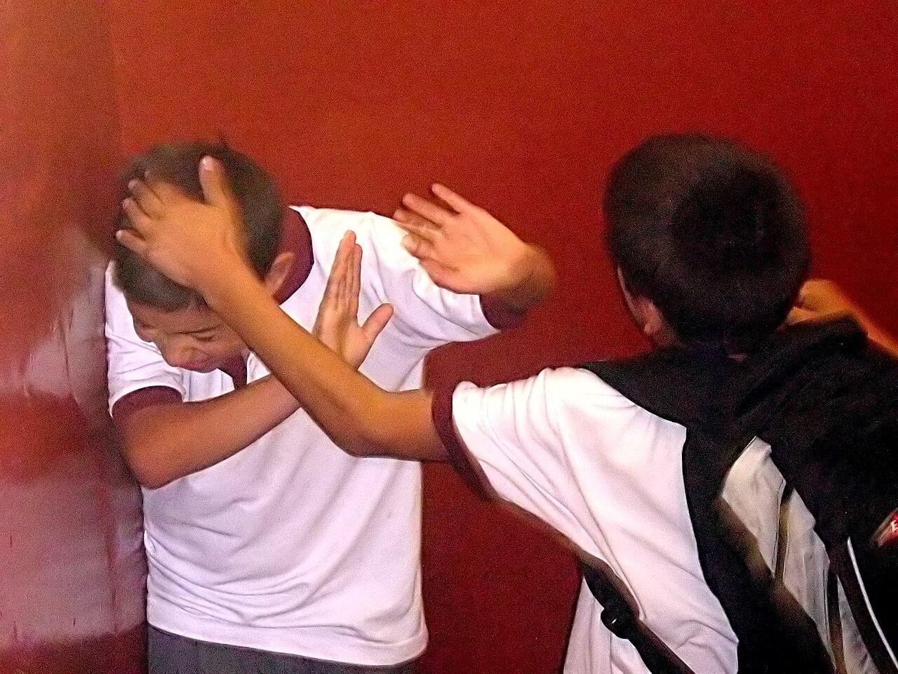 Bạo lực học đường là gì
