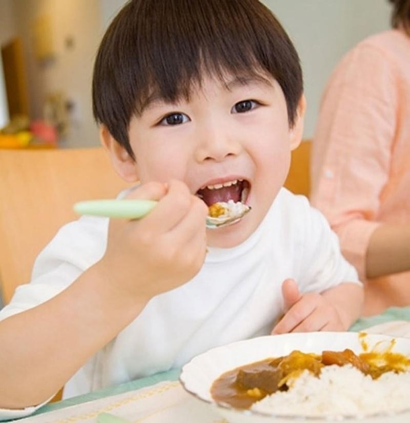 Các kỹ năng sống cho trẻ mầm non