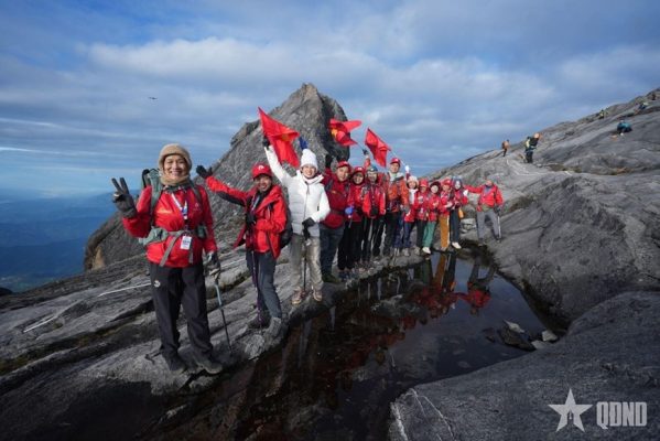 Chinh phục đỉnh Kinabalu