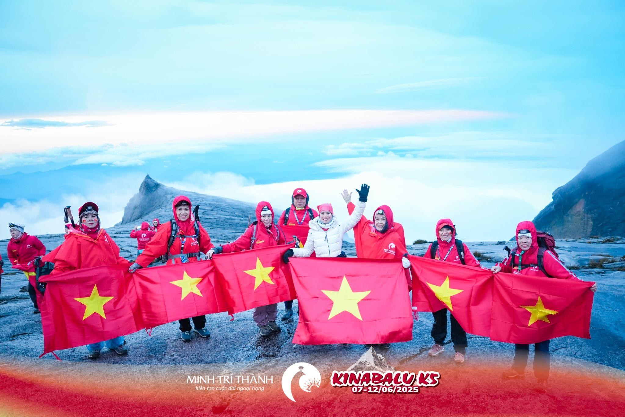 Chinh phục đỉnh núi Kinabalu 3