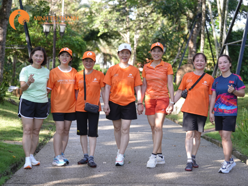 Minh Trí Thành đồng hành xây dụng thói quen chạy bộ và sống khỏe cho gia đình